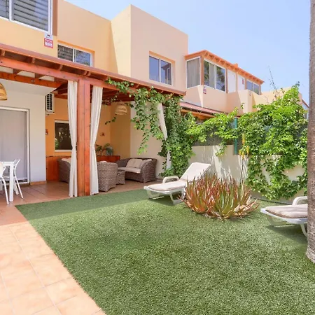 Casa Olitas Beachpool Apartment Corralejo
